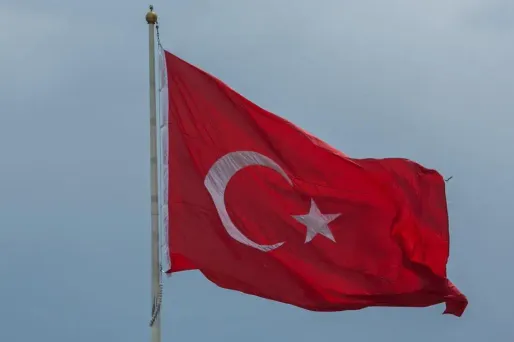La Turquie réintègre plus de 1.800 fonctionnaires renvoyés après le putsch manqué