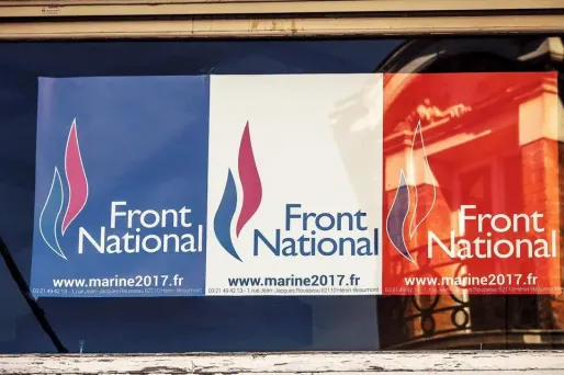 Ces instances datent de la création en octobre 1972 du Front national pour l'unité française, FNUF.