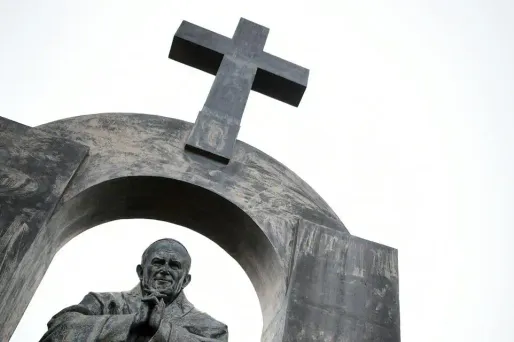 Une relique de Jean-Paul II volée dans une église de Dordogne