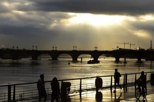 Garonne Bordeaux 1280