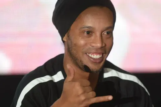 Ronaldinho s'est engagé dans un parti de droite au Brésil.