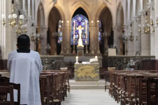 Le procureur a requis une mise en examen pour "corruption de mineurs".