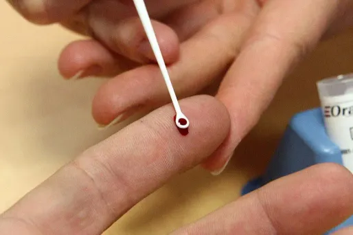 Environ 4% de la population mondiale est touchée par l'hépatite B.