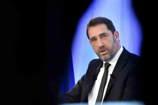 Christophe Castaner évoque un "besoin d'alternance".