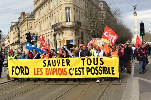 Les salariés manifestaient vendredi, contre la fin annoncée de leur usine.
