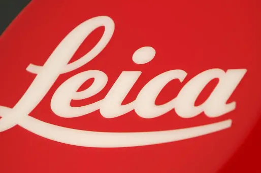 Logo Leica (1280x640) DANIEL ROLAND / AFP