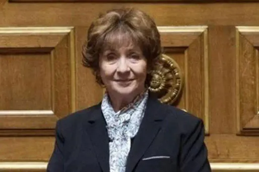 Le FN perd l'un de ses deux sénateurs, qui claque la porte du parti