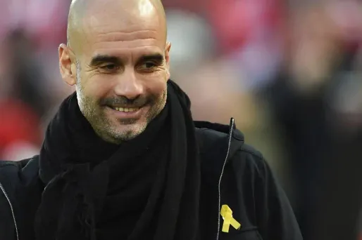 Guardiola avait arboré le ruban jaune pendant plusieurs matches, notamment la finale de la Coupe de la Ligue.