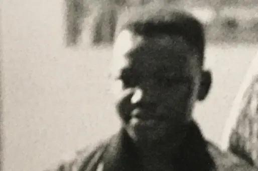 "Quand il était pas là dans les cages, c’était dur… Et Steve Mandanda était bon, super bon sur le terrain, il nous faisait la misère", se souvient un ami.