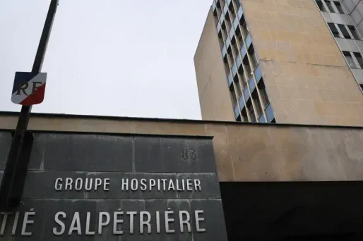 Ces deux incidents ont été classés au niveau 2 de l'échelle internationale des événements nucléaires et radiologiques, qui va de 0 à 7.