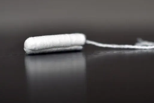 Le choc toxique staphylococcique menstruel reste une "affection rare", avec une vingtaine de cas par an en France.