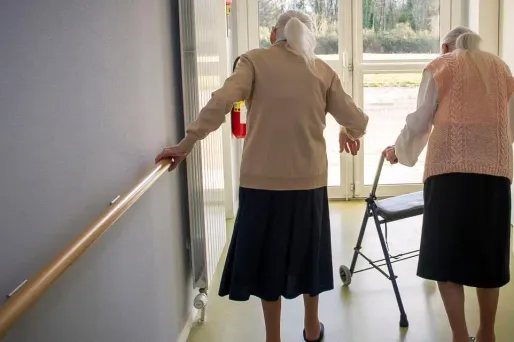 L'exercice physique est recommandé aux personnes âgées (image d'illustration).