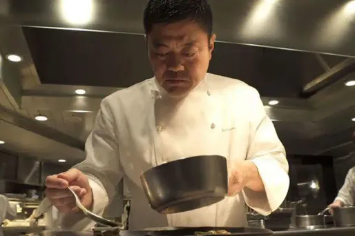 Yoshihiro Narisawa, chef du "Narisawa" à Tokyo.
