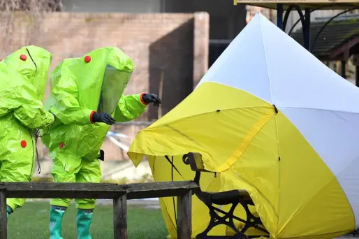 L'ex-agent double russe et sa fille ont été notamment été empoisonnés sur le banc d'un parc de Salisbury (photo).