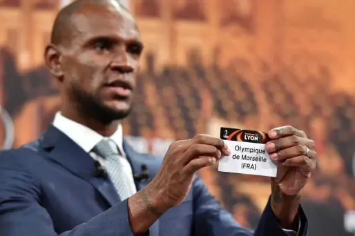 L'ancien international français Eric Abidal a peut-être eu la main chanceuse avec Marseille, opposé à Salzbourg.
