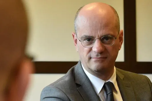 Dans une longue interview au JDD, Jean-Michel Blanquer se défend d'être un réactionnaire.