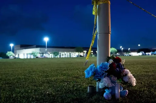 Santa Fe, fusillade, lycée crédit : BRENDAN SMIALOWSKI / AFP - 1280
