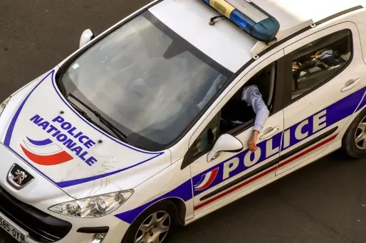 La folle histoire de ce prisonnier la nuit, braqueur le jour