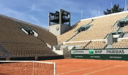 Le chantier, qui ne devrait pas être entièrement achevé avant 2021, a tout de même bien avancé à Roland-Garros.