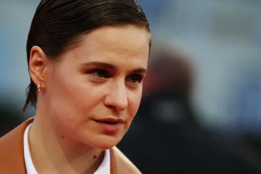 Christine and the queens 1280