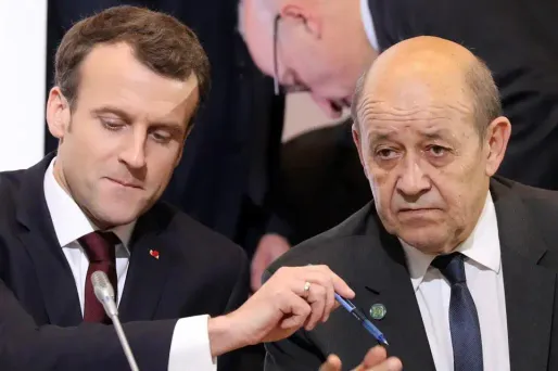 Emmanuel Macron Jean-Yves Le Drian