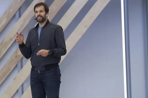 Trystan Upstill, dirige l'équipe produit Google News chez Google.