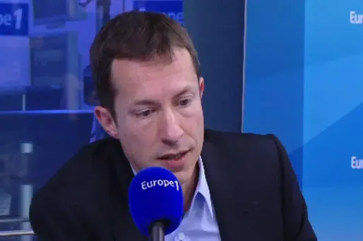 Grégoire Margotton remplace Christian Jeanpierre à la tête de "Téléfoot" sur TF1