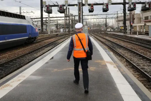 La circulation des trains reprendra progressivement mardi matin (image d'illustration).
