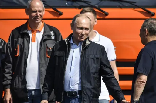 Il s'agit pour la Russie d'un "jour exceptionnel, festif, historique", a indiqué le président russe Vladimir Poutine.