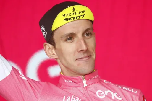 Simon Yates 1280 LUK BENIES / AFP