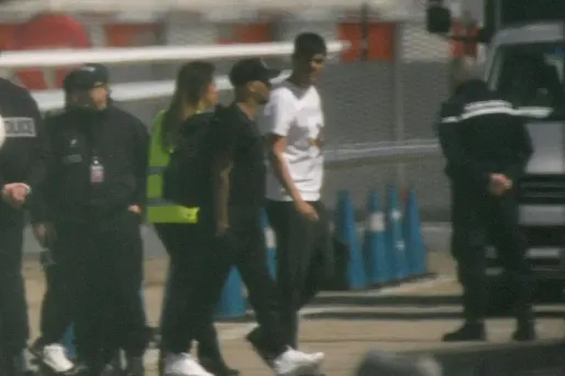 Neymar a atterri vendredi midi au Bourget.