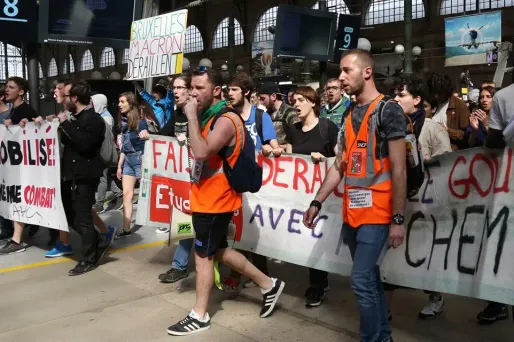 Comme à la gare du Nord le 24 avril, les cheminots ont exprimé leur refus de la réforme de la SNCF prévue par le gouvernement.