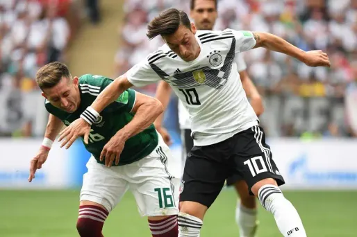 Özil face au Mexique (1280x640) Kirill KUDRYAVTSEV / AFP