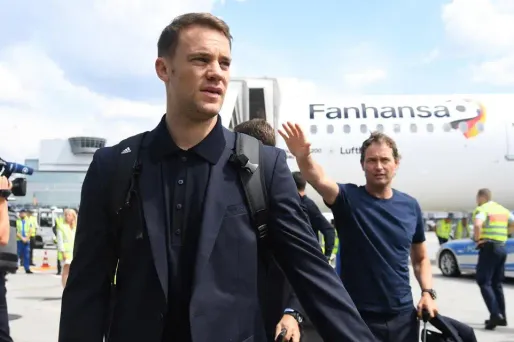 Le bus de l'équipe d'Allemagne au départ de Russie (1280x640)