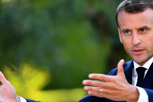 Emmanuel Macron souhaite "voir aboutir" la suppression du mot "race" dans la Constitution
