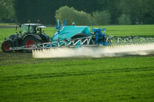 Le ministère de la Transition écologique "veut s'appuyer sur les données collectées pour améliorer la surveillance des résidus de pesticides présents dans l'air".