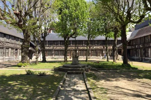 Aître Saint-Maclou 1280