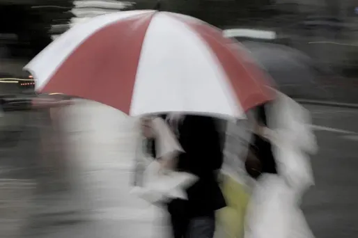 pluie parapluie 1280