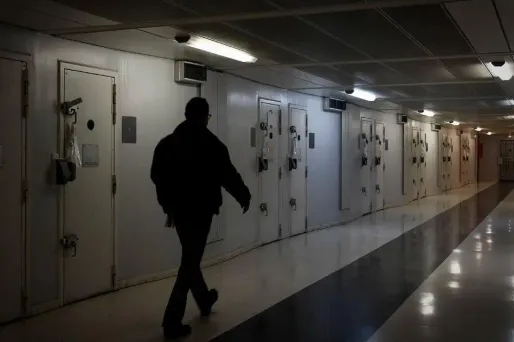 Le détenu s'est pendu avec un lacet dans sa cellule (image d'illustration).