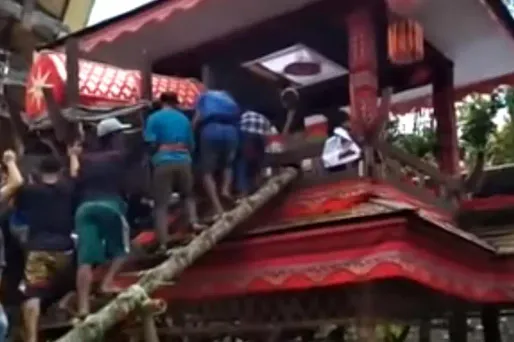 La victime est décédée à l'hôpital.