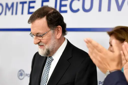 Mariano Rajoy prend du retrait avec la politique espagnole.