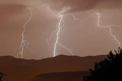 Les orages pourront être forts et conduire à de la grêle ou à de gros cumuls en peu de temps.