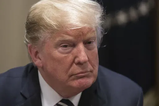 Donald Trump a une nouvelle fois attaqué la presse et les "fake news", lundi.