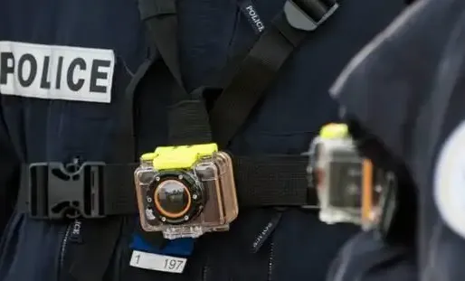 Les enregistrements seront conservés six mois.