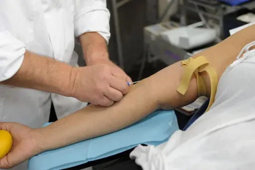 don du sang crédit : MIGUEL MEDINA / AFP - 1280