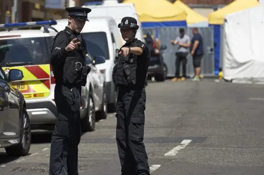 La police britannique a lancé une enquête pour meurtre.