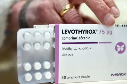 Des milliers de patients ont commencé à signaler des effets secondaires parfois très gênants après le changement de formule du Levothyrox.