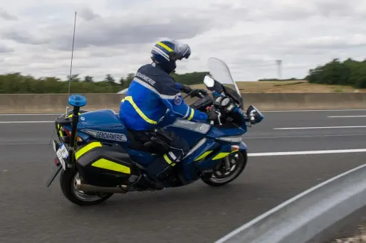 Les gendarmes ont dû cesser de poursuivre le fuyard afin d'éviter un accident. Photo d'illustration.