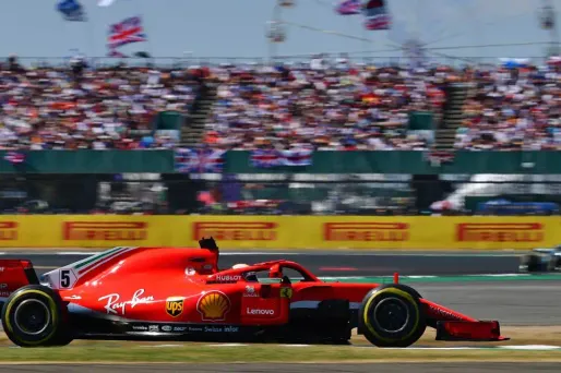 Sebastian Vettel (Ferrari) a remporté un Grand Prix de Grande-Bretagne à rebondissements dimanche.