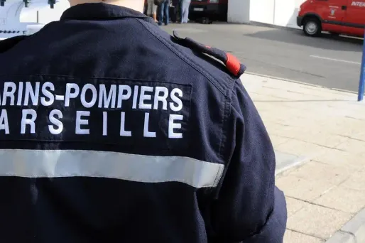 La victime a d'abord été prise en charge par les marins-pompiers.